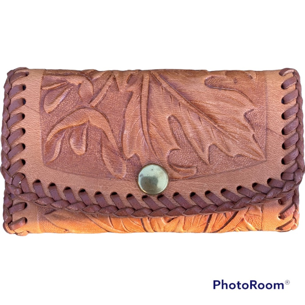 Vintage hand tooled leather embossed maple leaf key holder